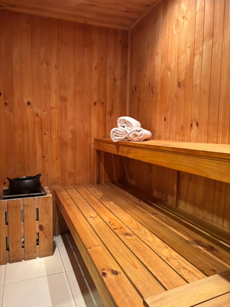 Sauna con toallas en Mulata's SkinCare Spa